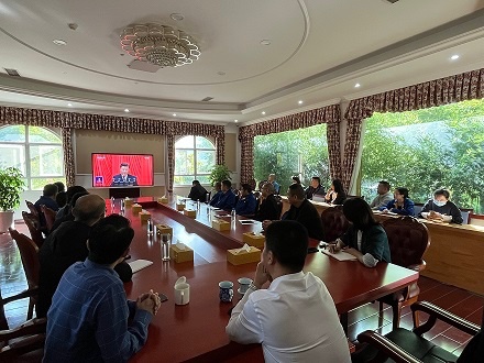 四川问鼎娱乐股份有限公司组织党员同志收看中国共产党第二十次全国代表大会
