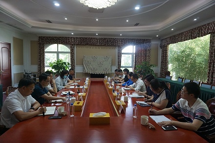 市委组织部部务委员刘洪带队莅临四川问鼎娱乐股份有限公司调研